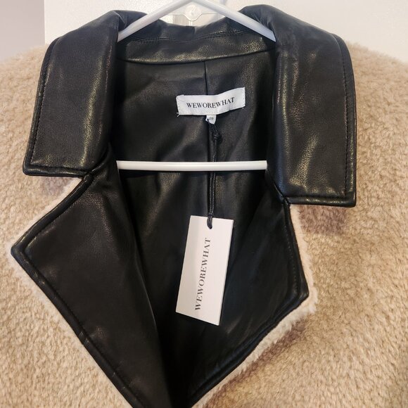 NWT-REVOLVE x WeWoreWhat Faux fur-Faux leather Sherpa Coat Blazer Jacket-Small - Picture 8 of 16